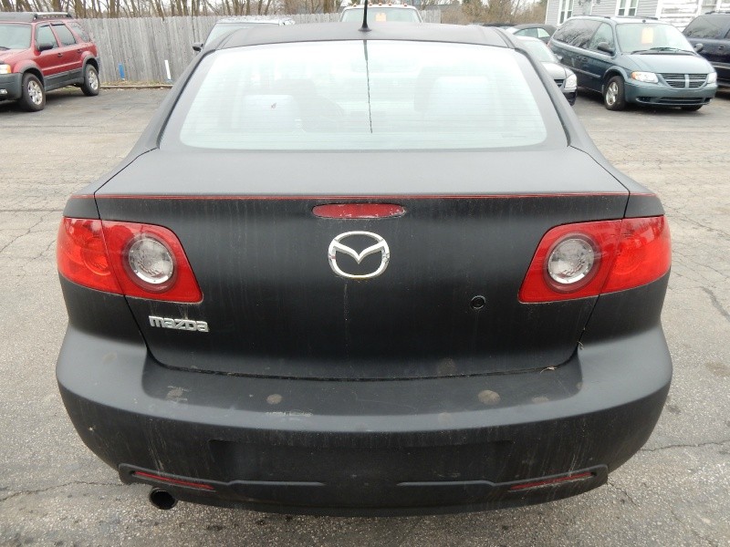 Mazda Mazda3 2005 price $2,895