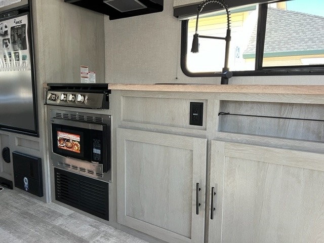 Forest River IBEX 23RLDS 2023 price $35,990