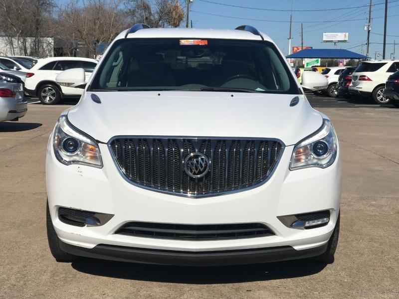 Buick Enclave 2017 price $14,300