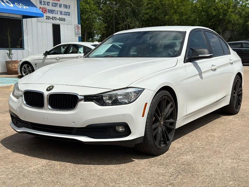 BMW 3 Series 2016 price $13,900
