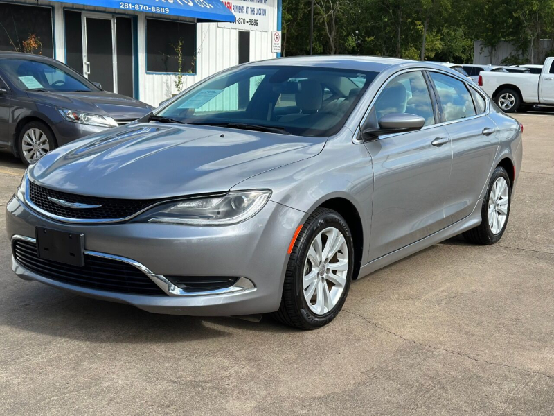 Chrysler 200 2016 price $14,400