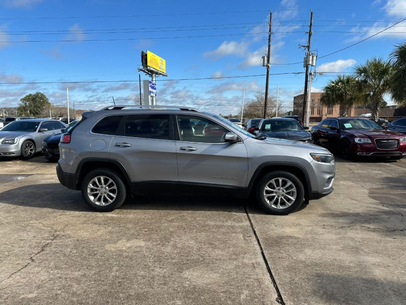 Jeep Cherokee 2019 price $17,100