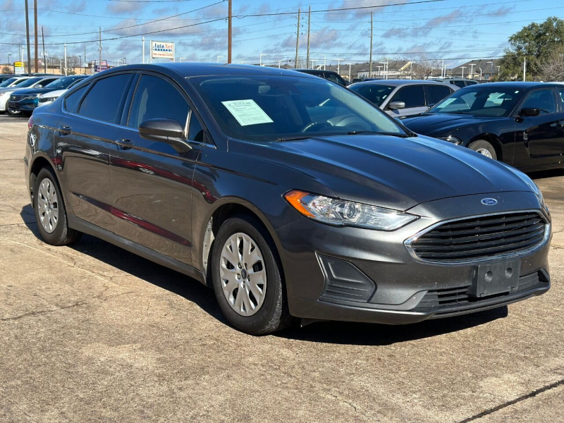 Ford Fusion 2020 price $16,700