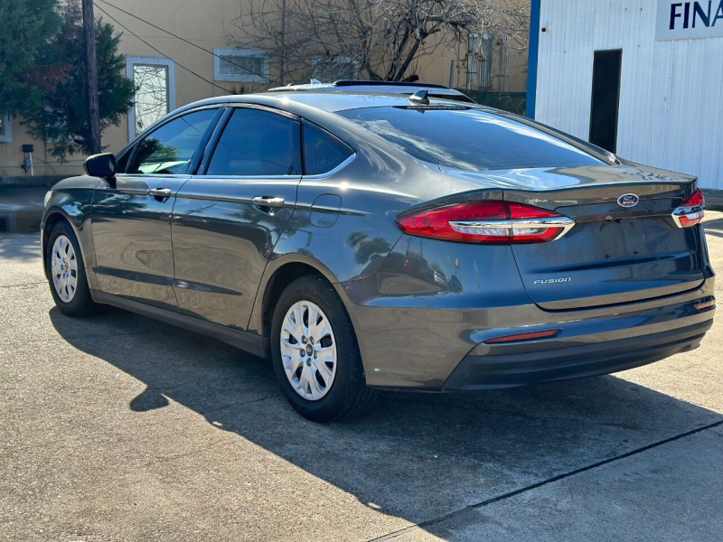 Ford Fusion 2020 price $16,700