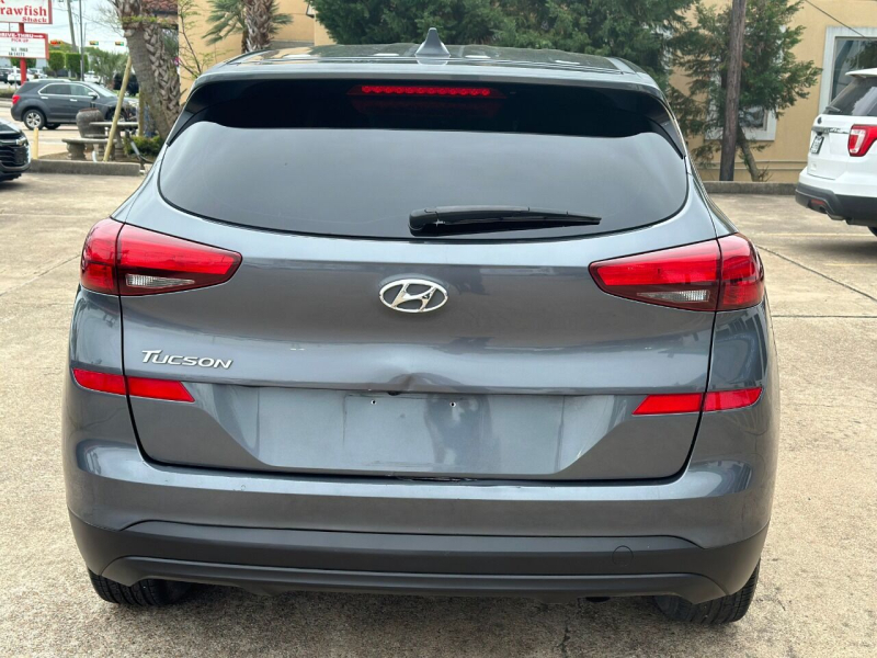 Hyundai Tucson 2019 price $15,900