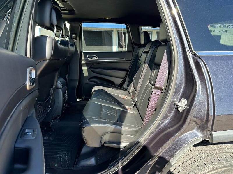 Jeep Grand Cherokee 2015 price $21,000