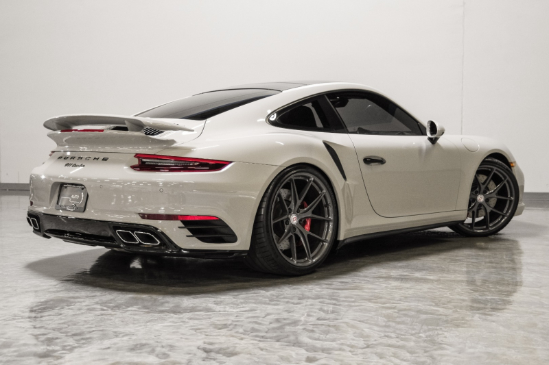 Porsche 911 2019 price $169,989