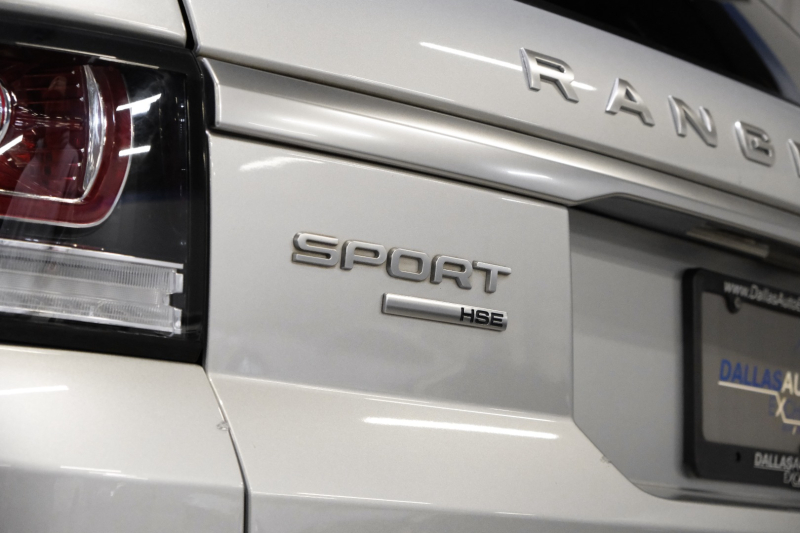 Land Rover Range Rover Sport 2017 price $27,989
