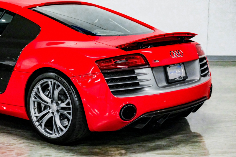 Audi R8 2015 price $117,989