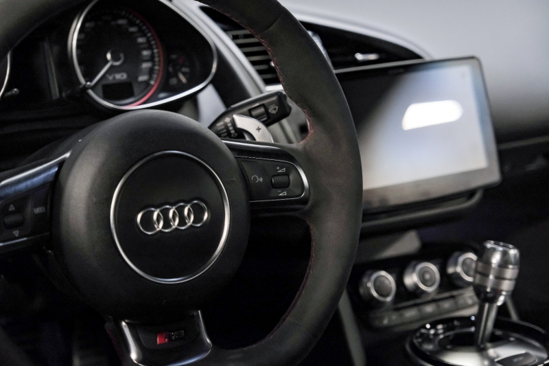 Audi R8 2014 price $100,000