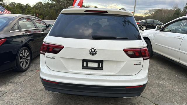 Volkswagen Tiguan 2018 price $16,950