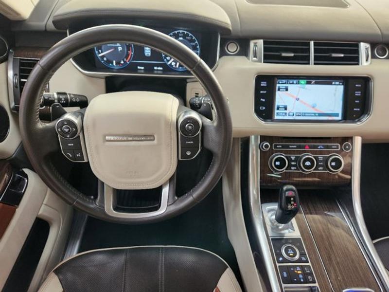 Land Rover Range Rover Sport 2014 price $24,990
