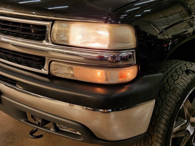 Chevrolet Suburban 2003 price $3,990