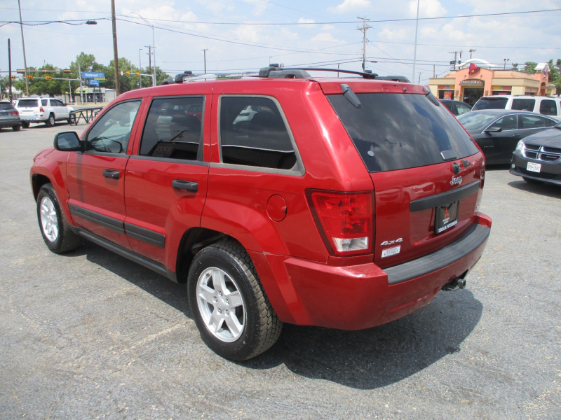 Jeep Grand Cherokee 2005 price Call for Price