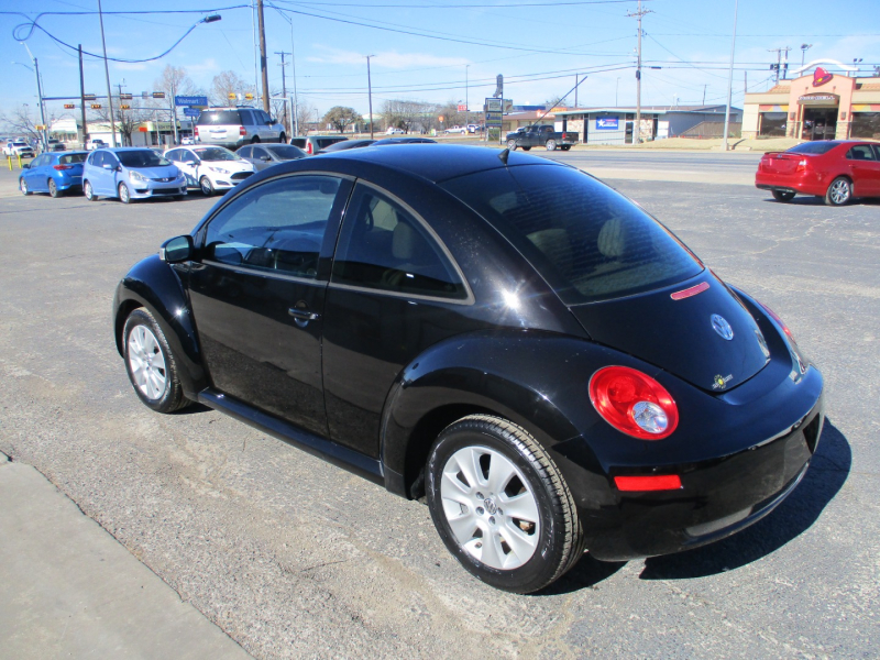 Volkswagen New Beetle Coupe 2009 price Call for Price