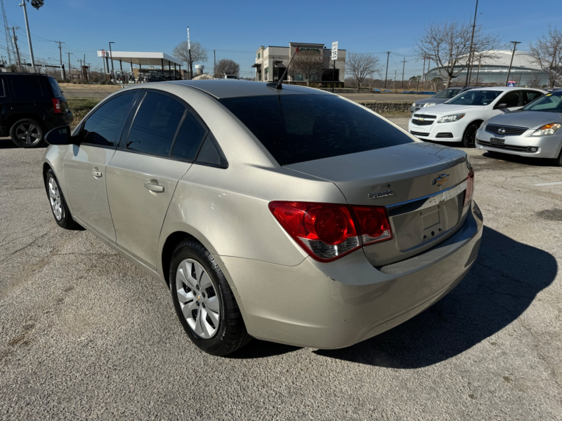 Chevrolet Cruze 2014 price $3,995 Cash