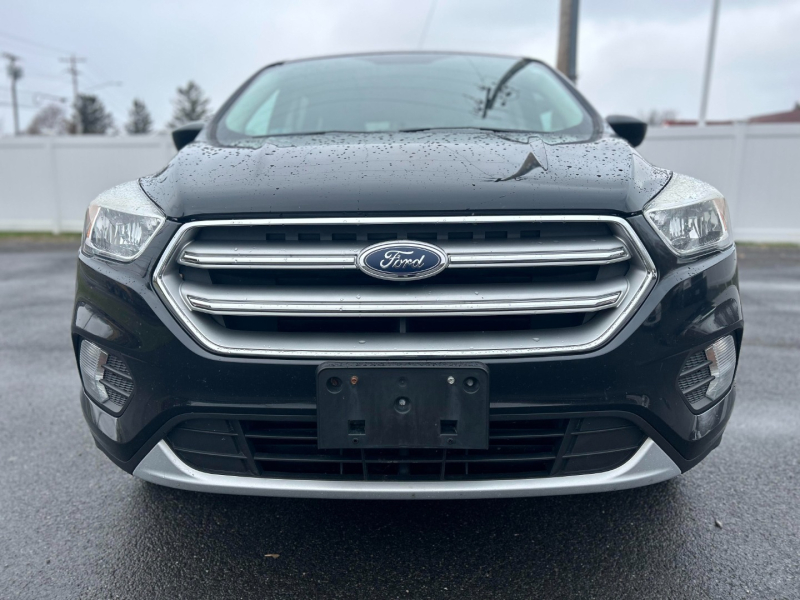 Ford Escape 2017 price $7,900