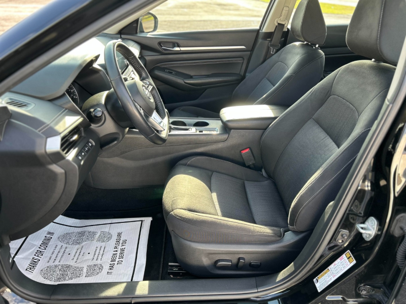 Nissan Altima 2019 price $13,900
