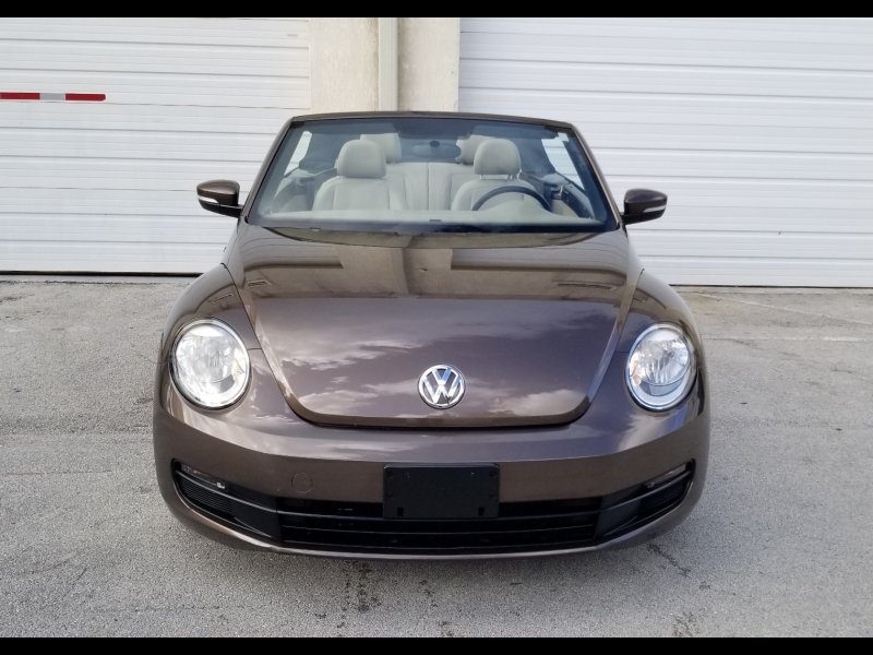 Volkswagen Beetle 2015 price $9,800 Cash