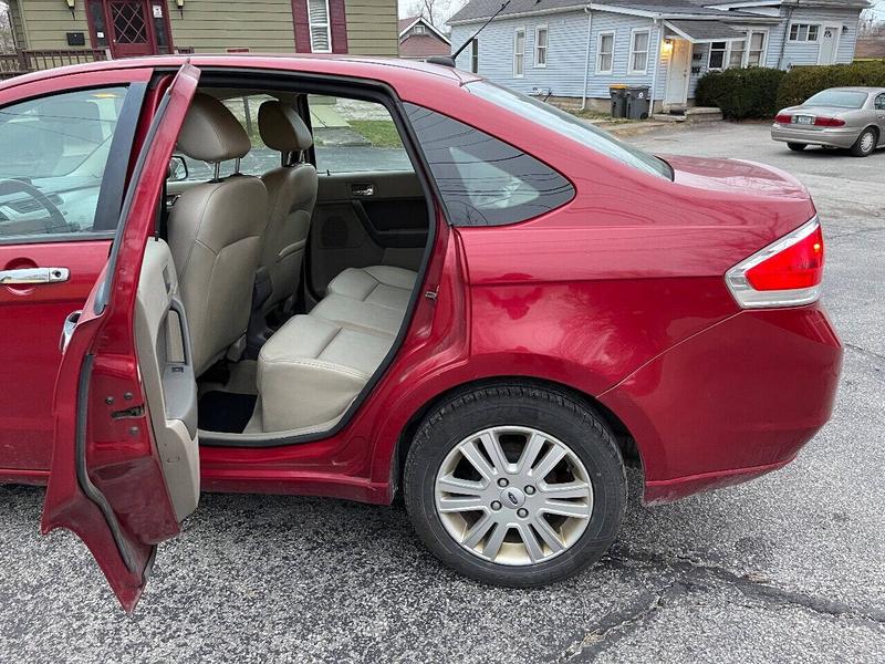 Ford Focus 2011 price $5,500