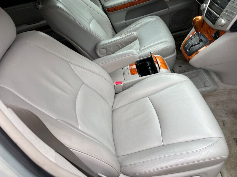Lexus RX 330 2005 price $5,700