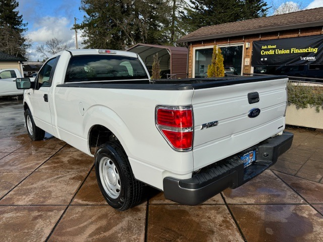 Ford F-150 Reg Cab Long Bed *ONLY 27,720 Miles* 2013 price $17,990