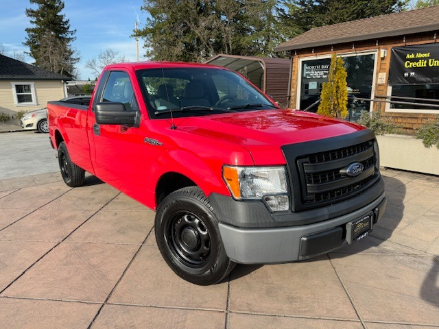 Ford F-150 Reg Cab Long Bed *ONLY 27,080 Miles* 2014 price $18,990