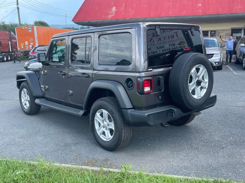Jeep Wrangler Unlimited 2019 price $34,999