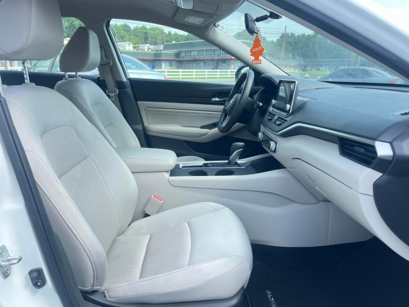 Nissan Altima 2019 price $16,499