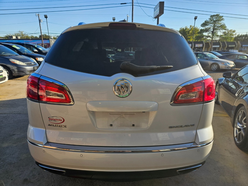 Buick Enclave 2017 price $13,998