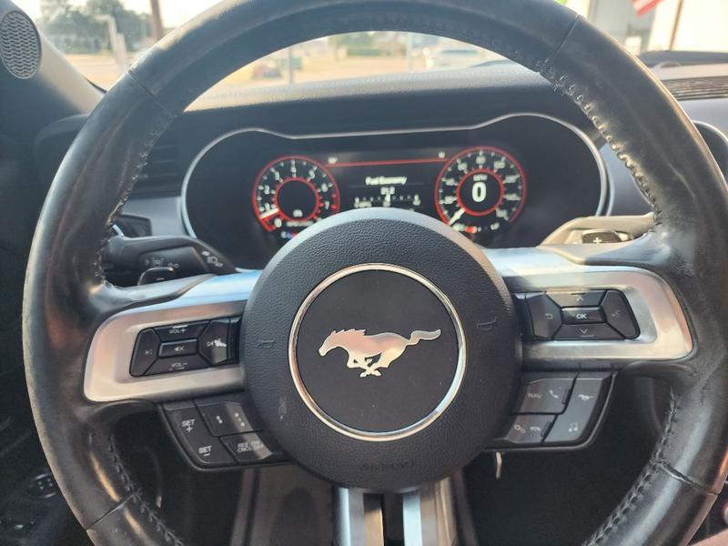 FORD MUSTANG 2019 price $19,995