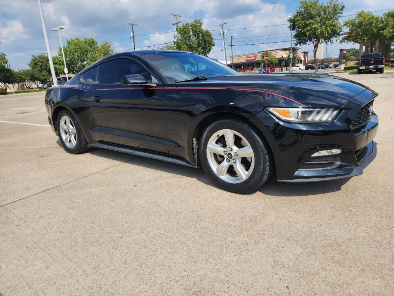 FORD MUSTANG 2015 price $13,995