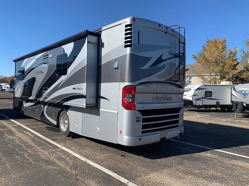 Freightliner Itasca 2014 price $119,000