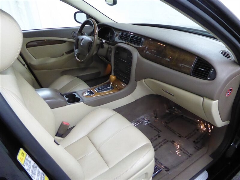 Jaguar S-Type 2006 price $7,000