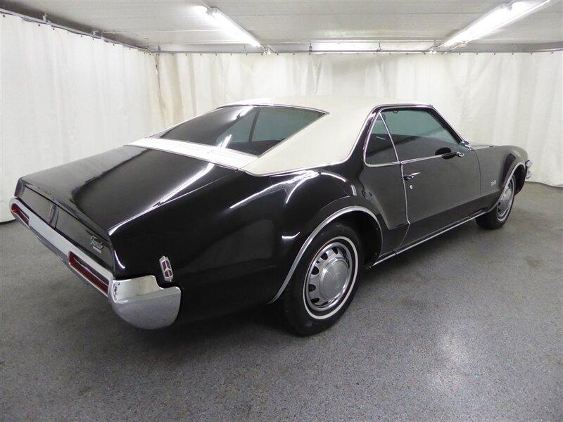 Oldsmobile Tornado 1968 price $23,000