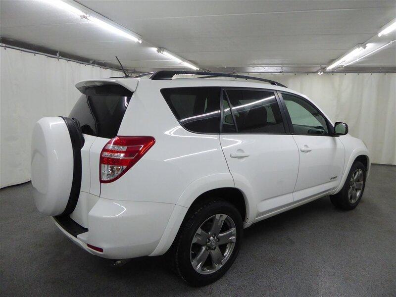 Toyota RAV4 2010 price $13,500