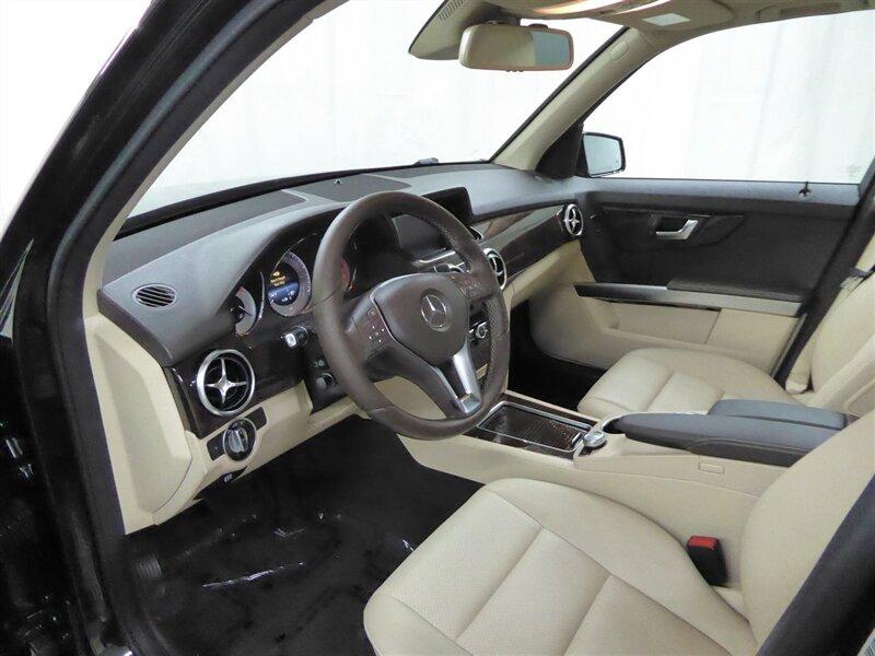 Mercedes-Benz GLK 2015 price $14,000