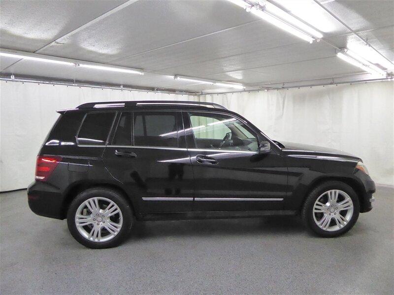 Mercedes-Benz GLK 2015 price $14,000