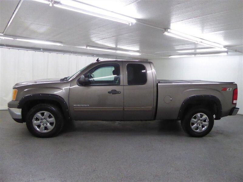 GMC Sierra 1500 2013 price $17,000