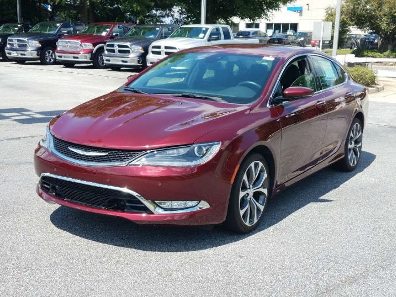 Chrysler 200 2015 price $1,600 Down