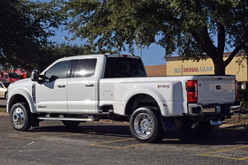 Ford F-450SD 2024 price $93,900