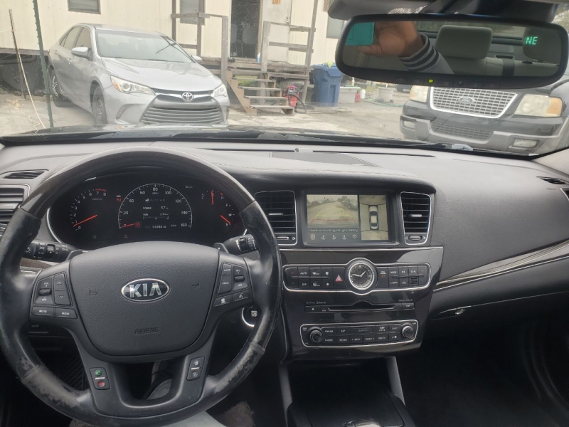 Kia Cadenza 2015 price $1,800