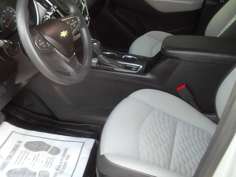 Chevrolet Equinox 2020 price $14,900