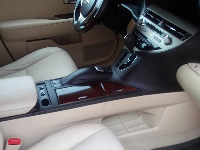 Lexus RX 350 2013 price $17,900