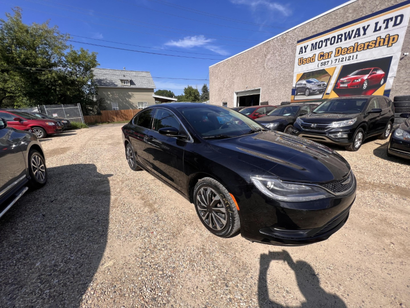 Chrysler 200 2016 price $9,850