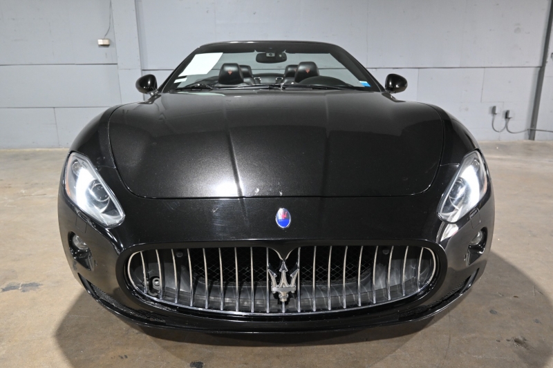 Maserati GranTurismo Convertible 2013 price $25,999 Cash