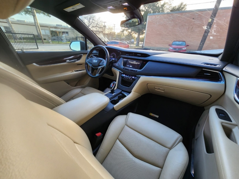 Cadillac XT5 2019 price $21,999 Cash