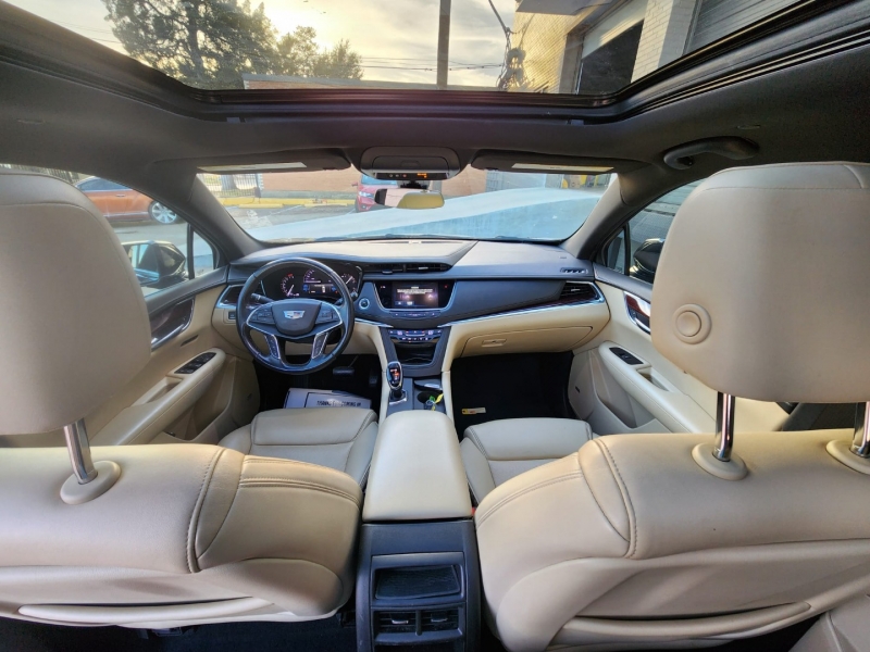 Cadillac XT5 2019 price $21,999 Cash