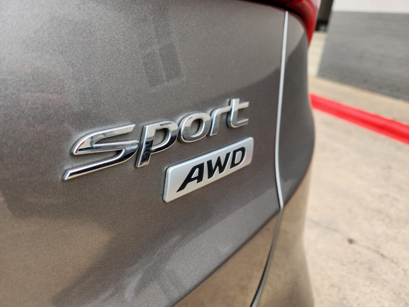 Hyundai Santa Fe Sport 2016 price $10,999 Cash