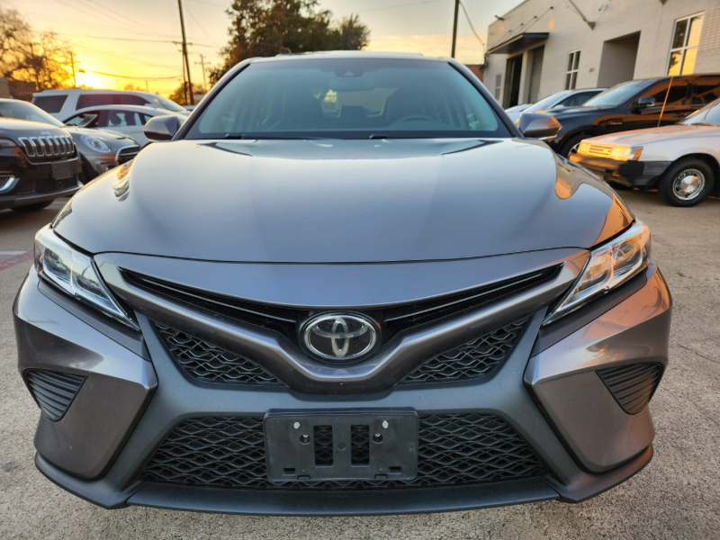 Toyota Camry 2018 price $16,999 Cash